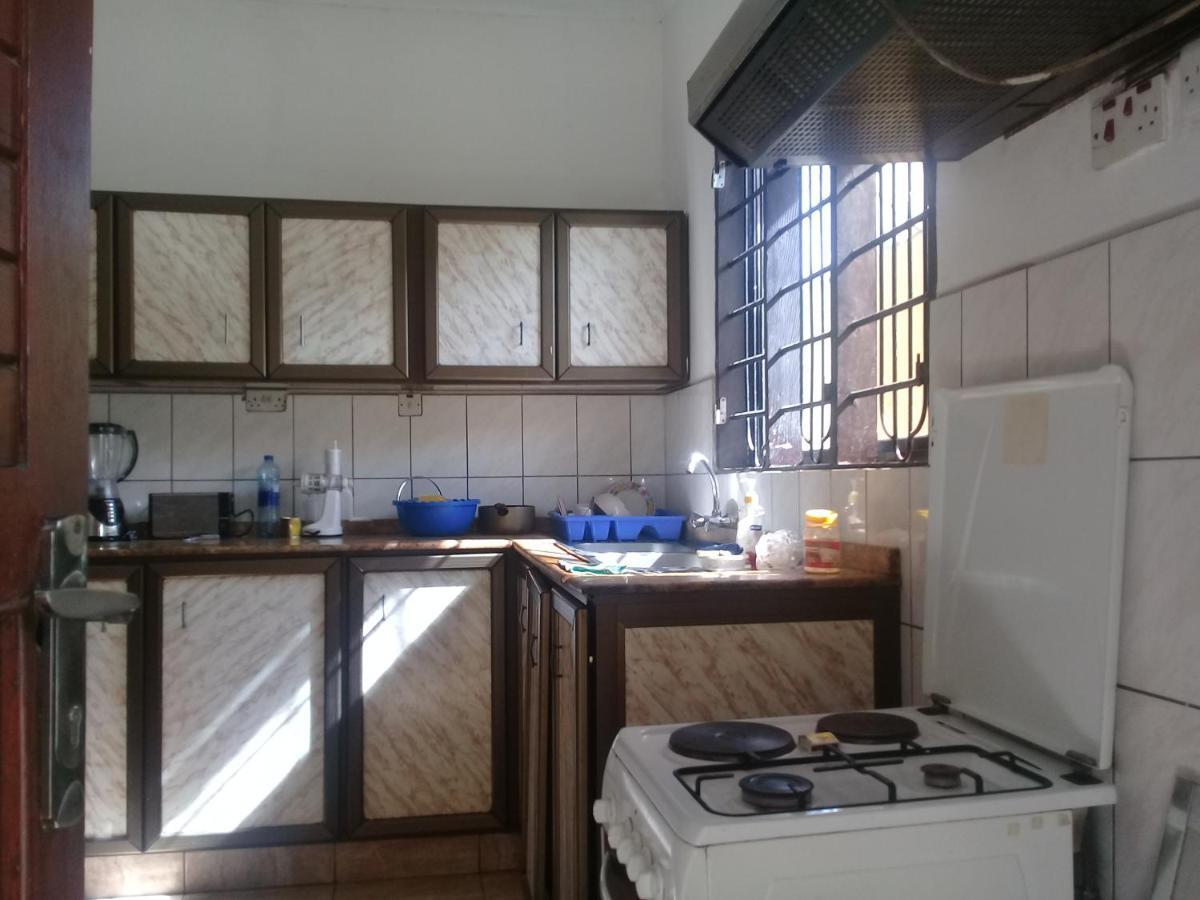 El Hope Lodge Dar es Salaam Luaran gambar